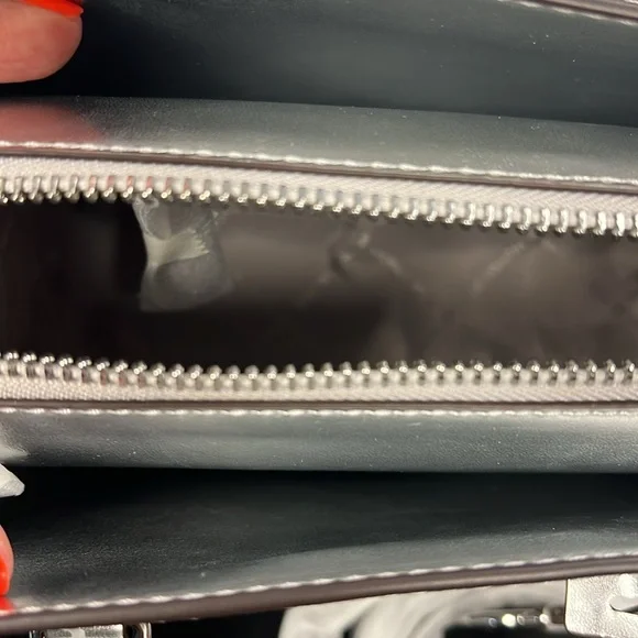 NWT MICHAEL KORS ‘Sheila’ SNAKE EMBOSSED HANDLE CROSSBODY BAG - Picture 9 of 11